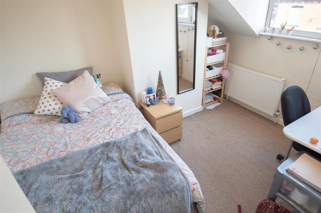 Royal Park Avenue, Hyde Park, LS6, photo 7