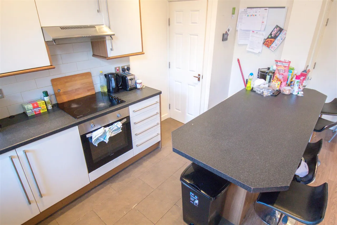Royal Park Avenue, Hyde Park, LS6, photo 5
