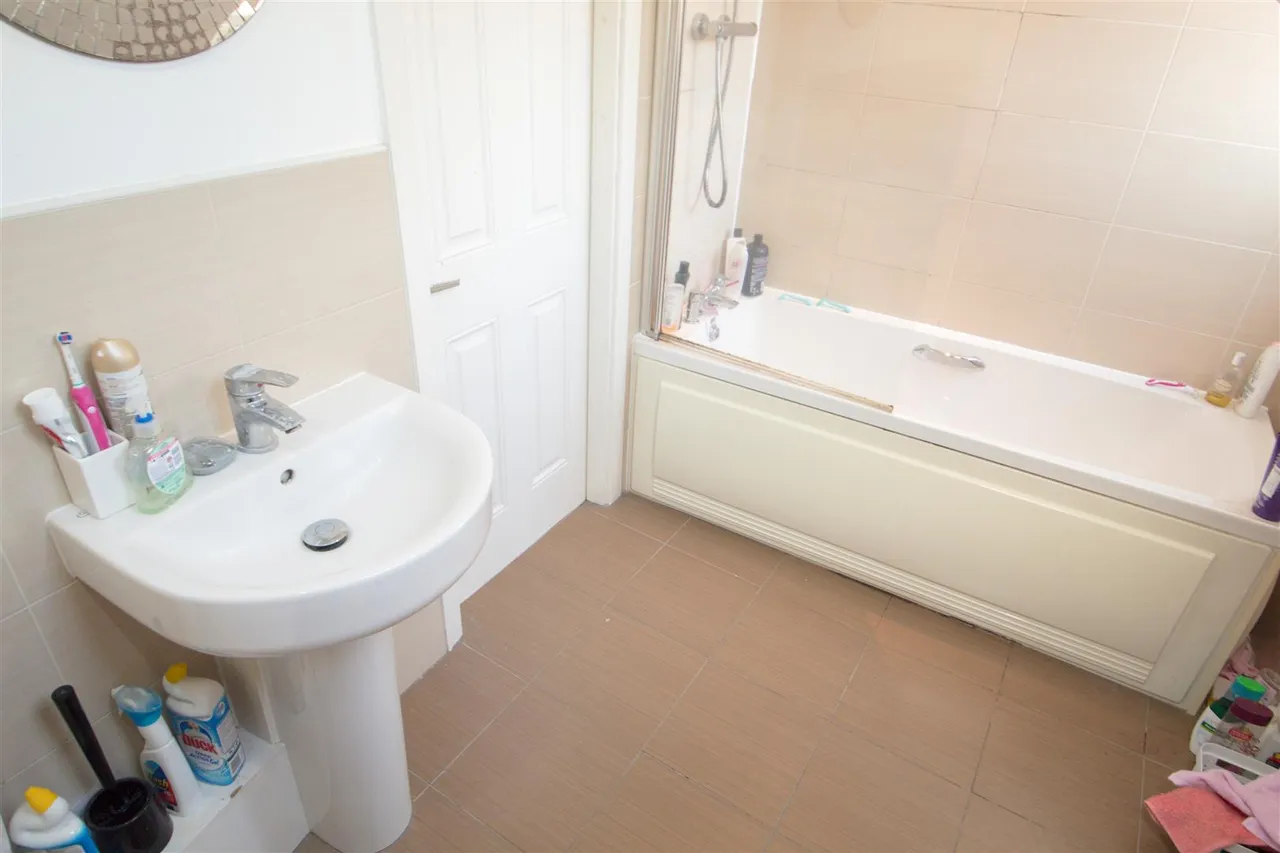 Royal Park Avenue, Hyde Park, LS6, photo 8