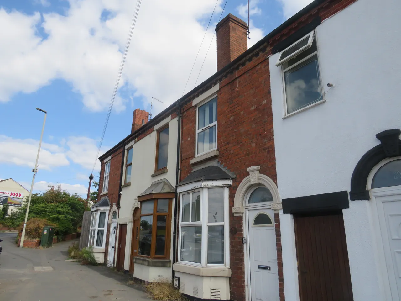 2 bed property to rent — Cinder Bank