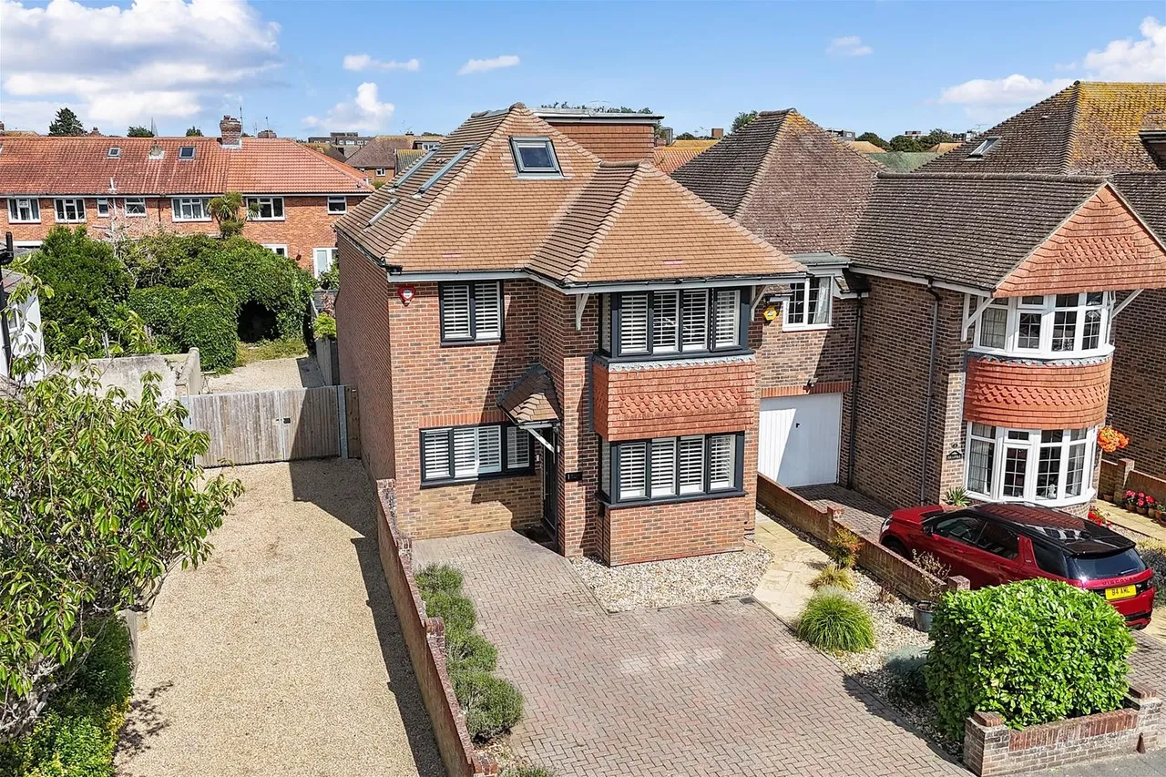Wallace Mews Wallace Avenue, Worthing, photo 24