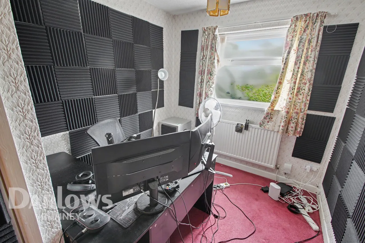 Orchard Park, Cardiff, photo 10