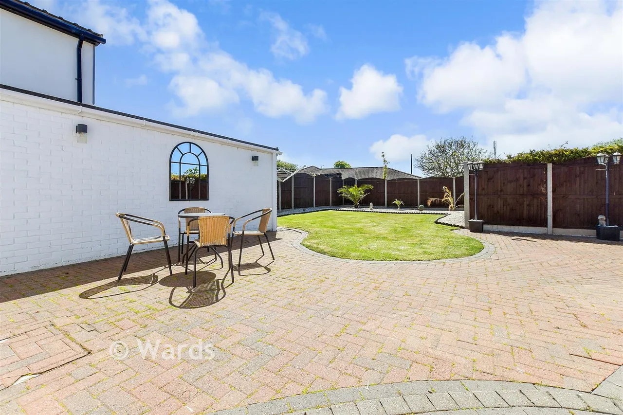 Bartlett Drive, Whitstable, CT5, photo 18