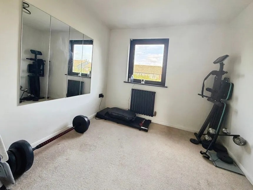 Woolf Close, London, SE28, photo 6