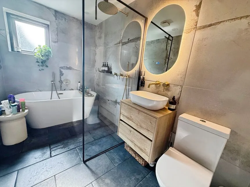 Woolf Close, London, SE28, photo 8