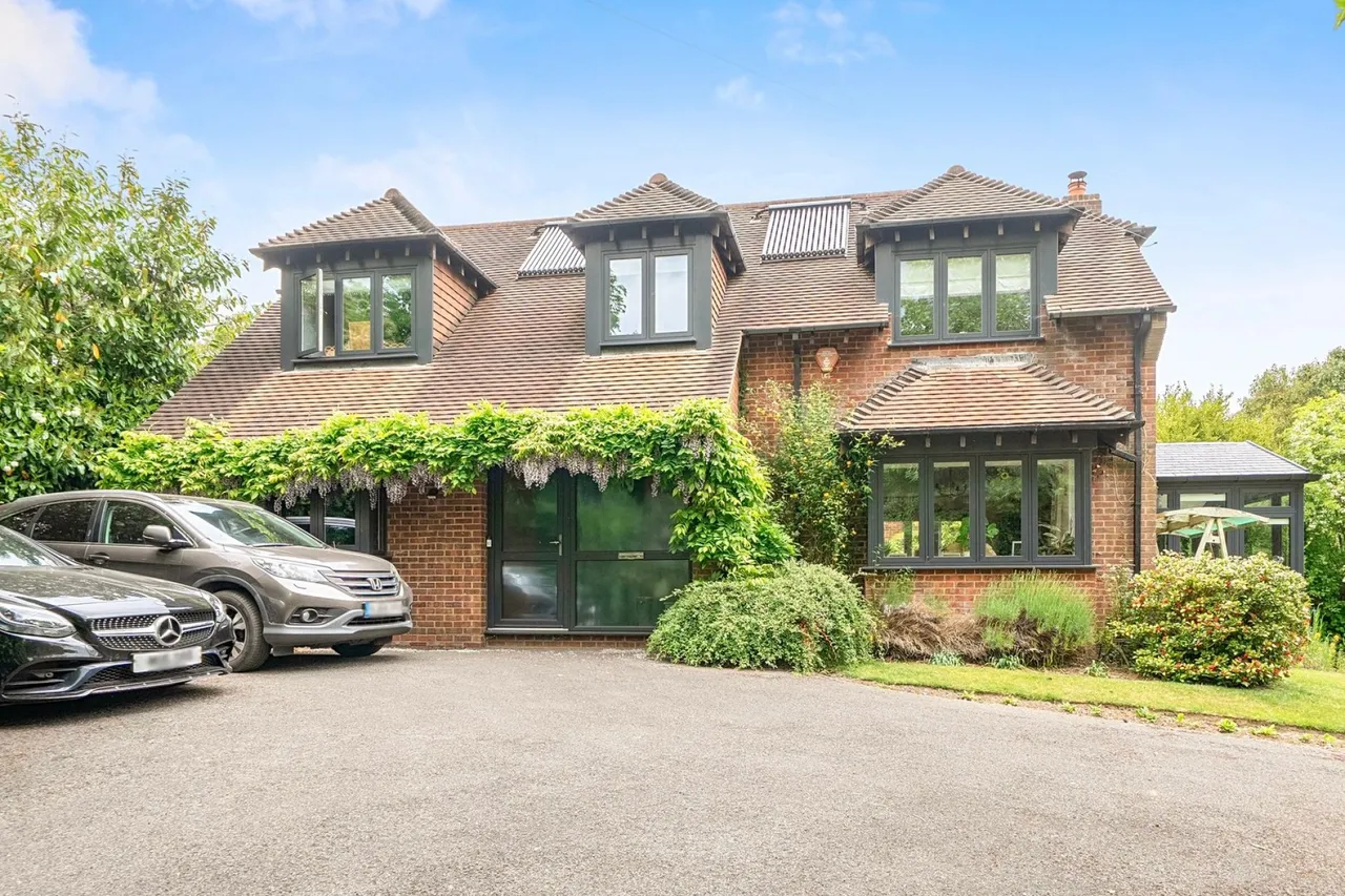 4 bed house for sale, Sway, Lymington, SO41