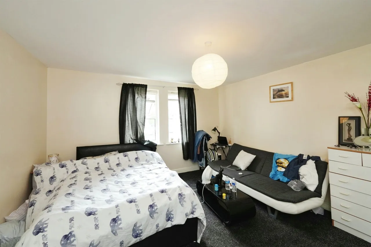 New Charlton Way, Bristol, photo 3