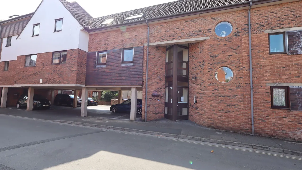 Heritage Court, Glastonbury, photo 9