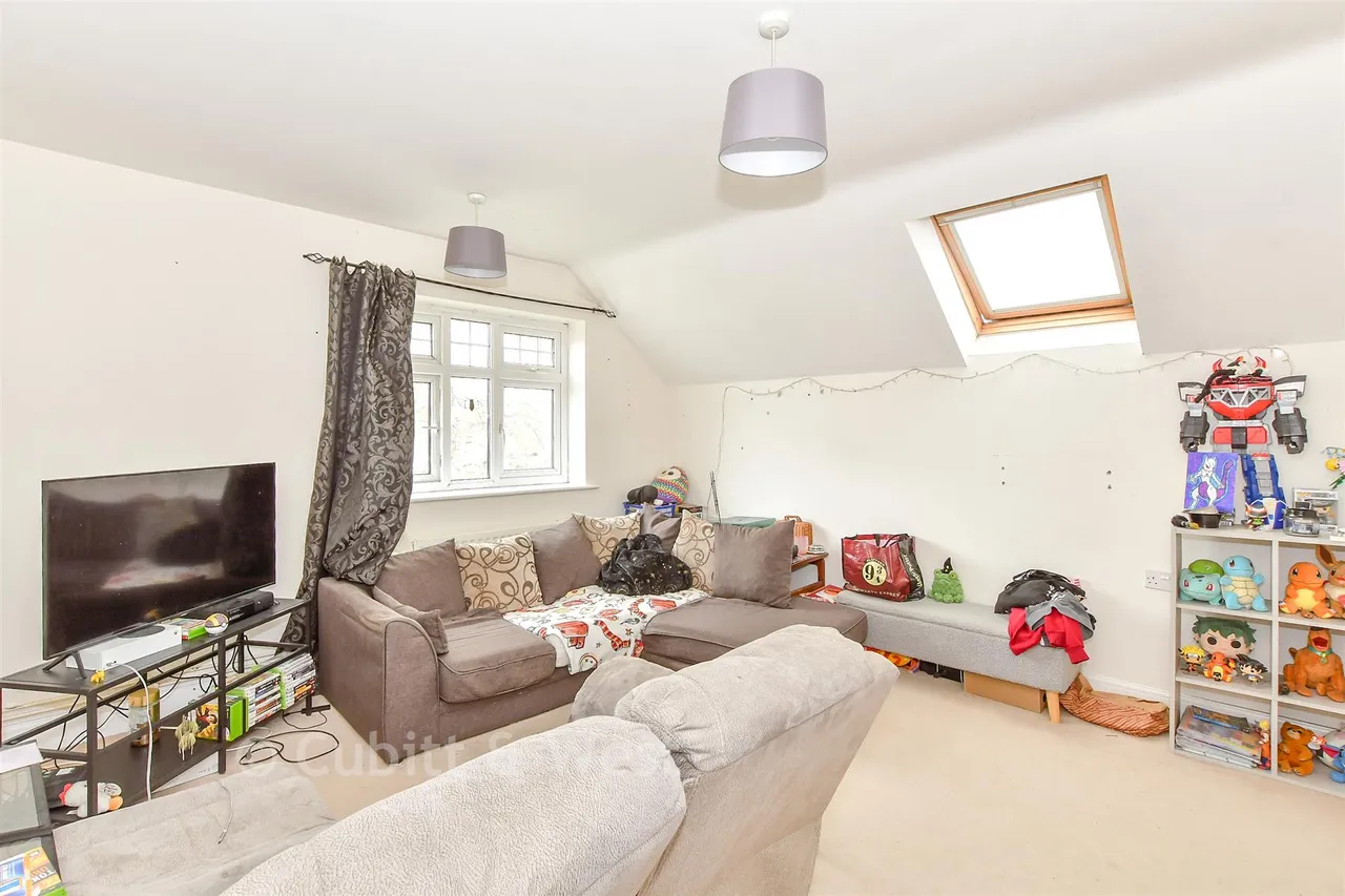 Stubbington Avenue, Portsmouth, PO2, photo 2