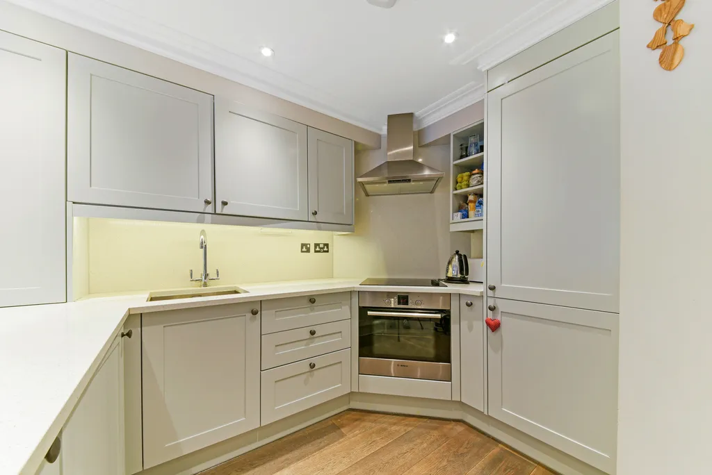 Culford Gardens, London, SW3, photo 2