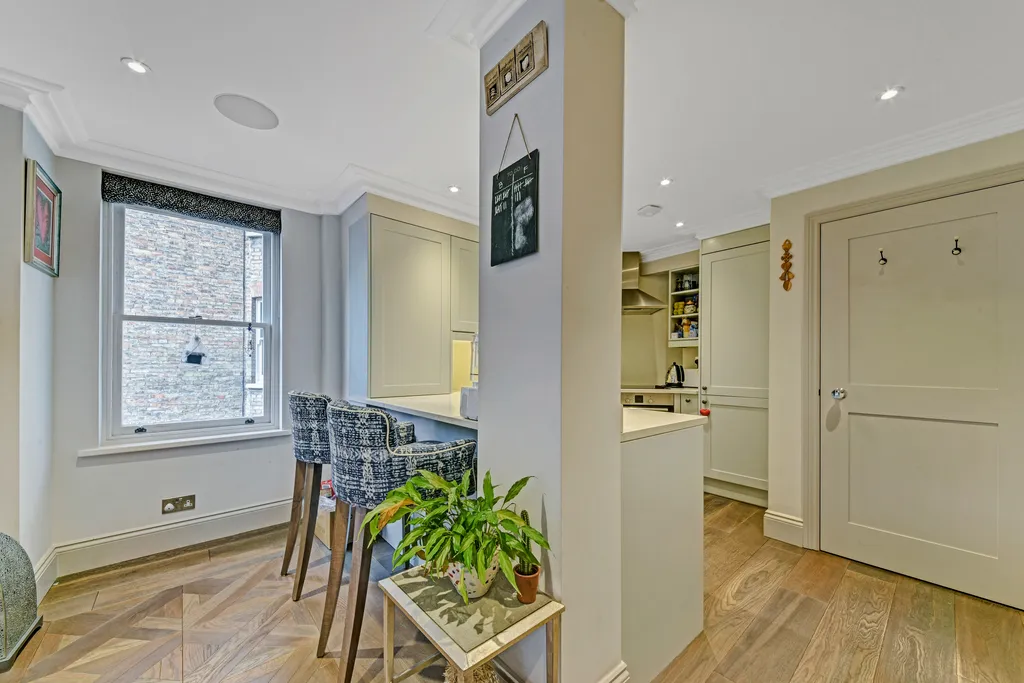 Culford Gardens, London, SW3, photo 3