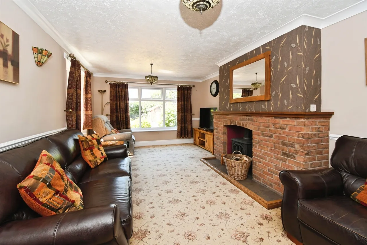 High Street, Burton-Upon-Stather, Scunthorpe, photo 5