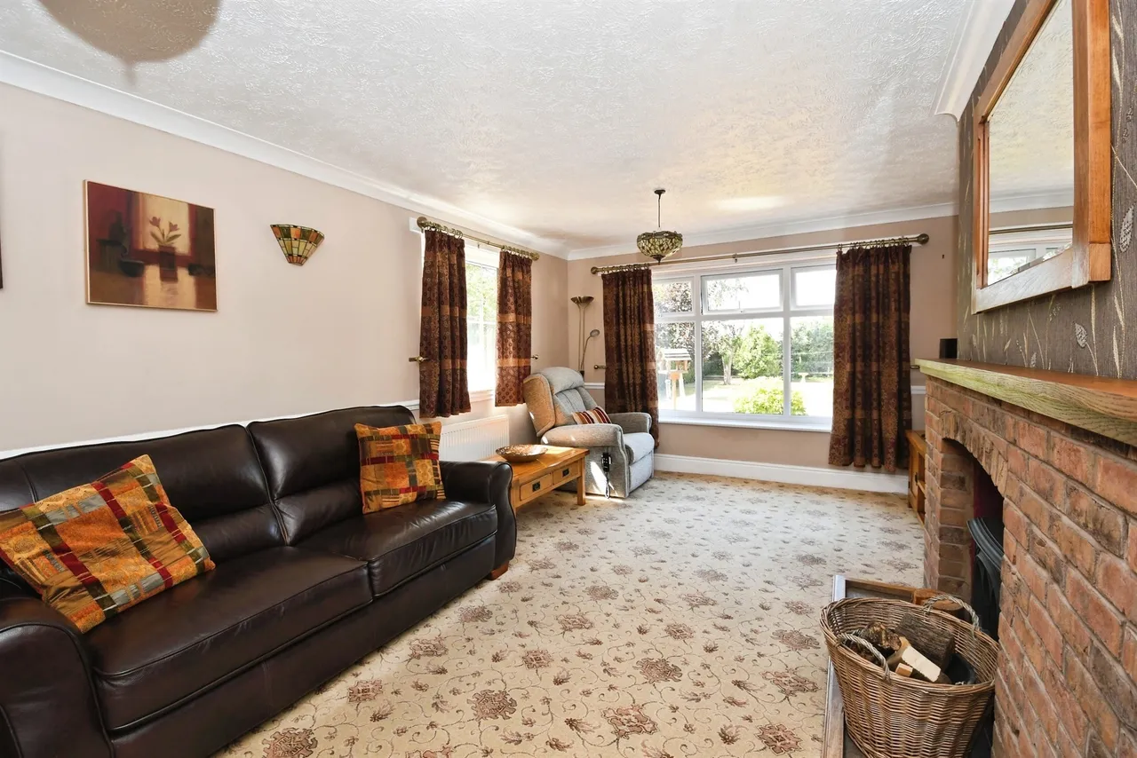 High Street, Burton-Upon-Stather, Scunthorpe, photo 6