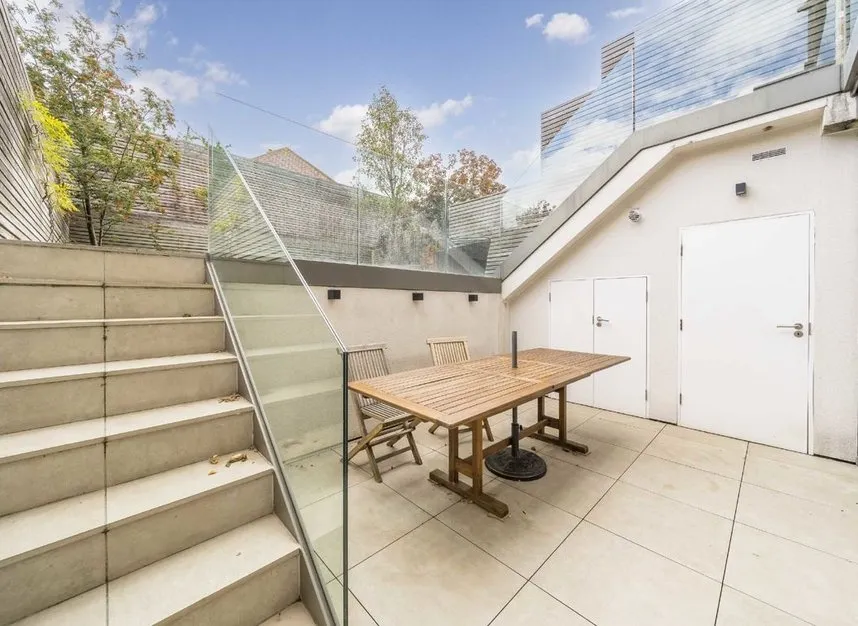 Mills Row, Chiswick, W4, photo 7