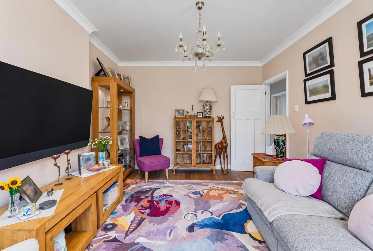 Latimer Close, Worcester Park, KT4, photo 13