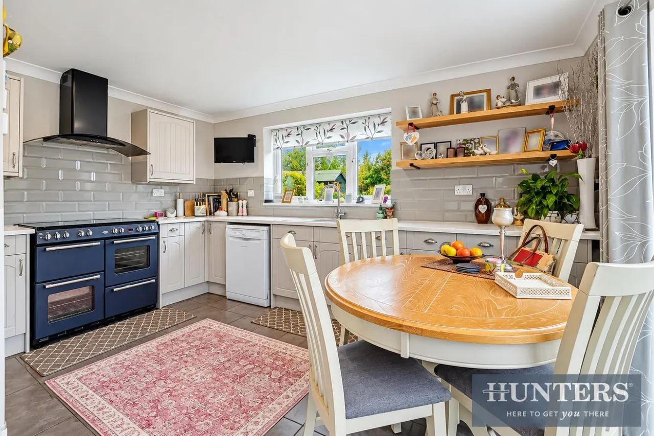 Latimer Close, Worcester Park, KT4, photo 7