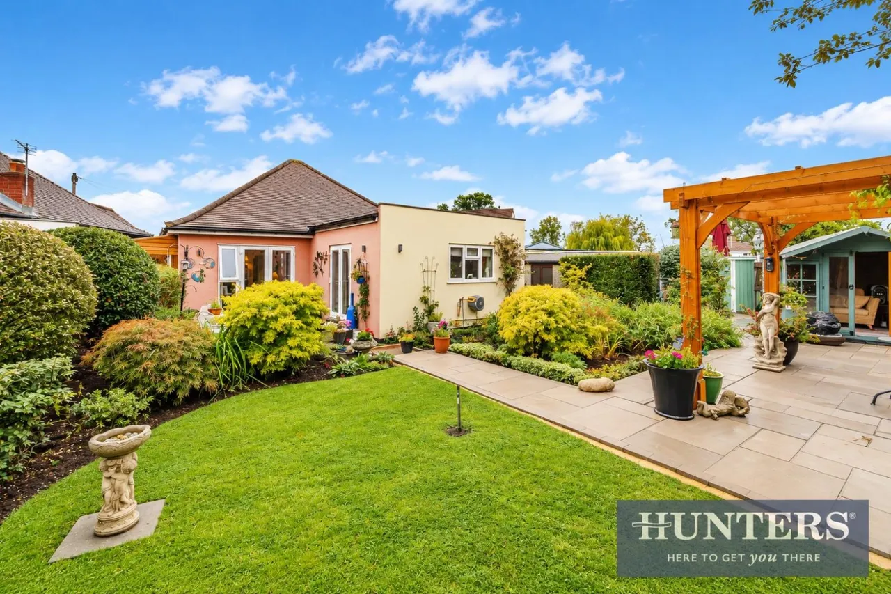 Latimer Close, Worcester Park, KT4, photo 15