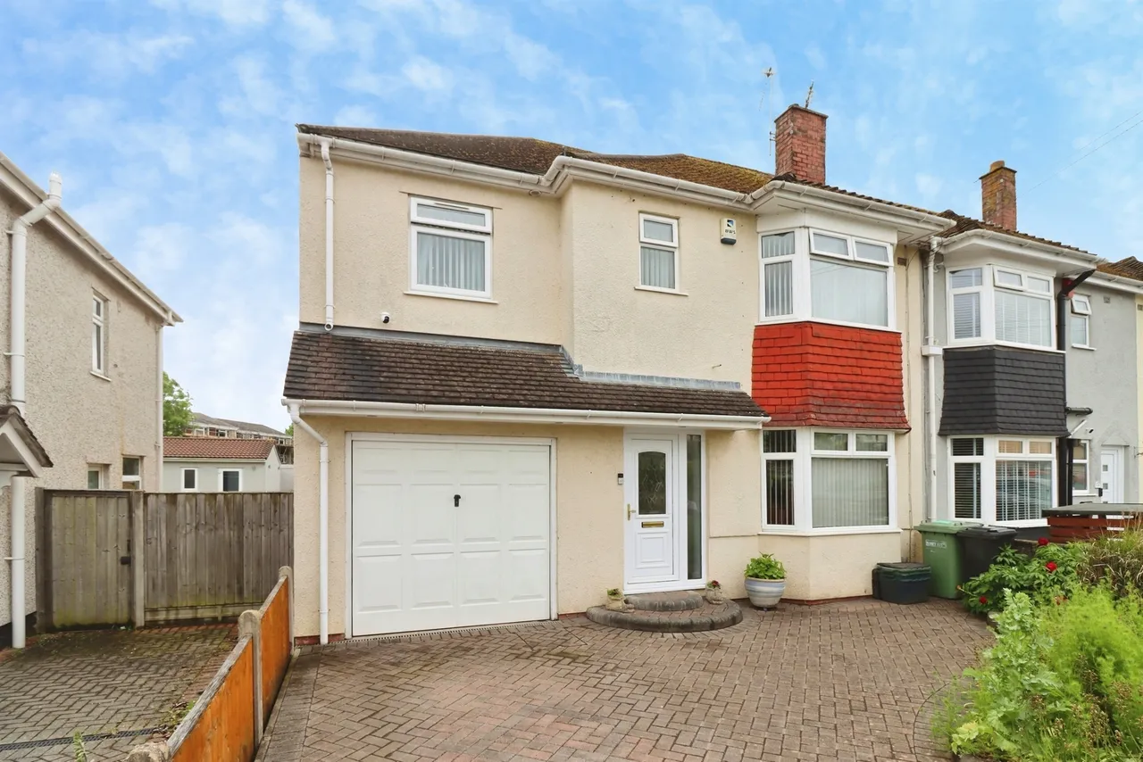 4 bed house for sale — Holmdale Road, Filton, Bristol