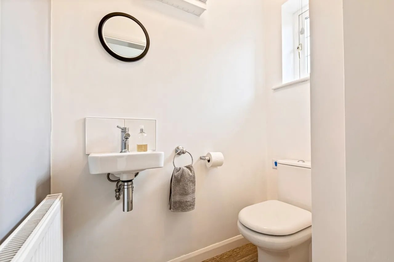 Long Meadow, Wigston, LE18, photo 9