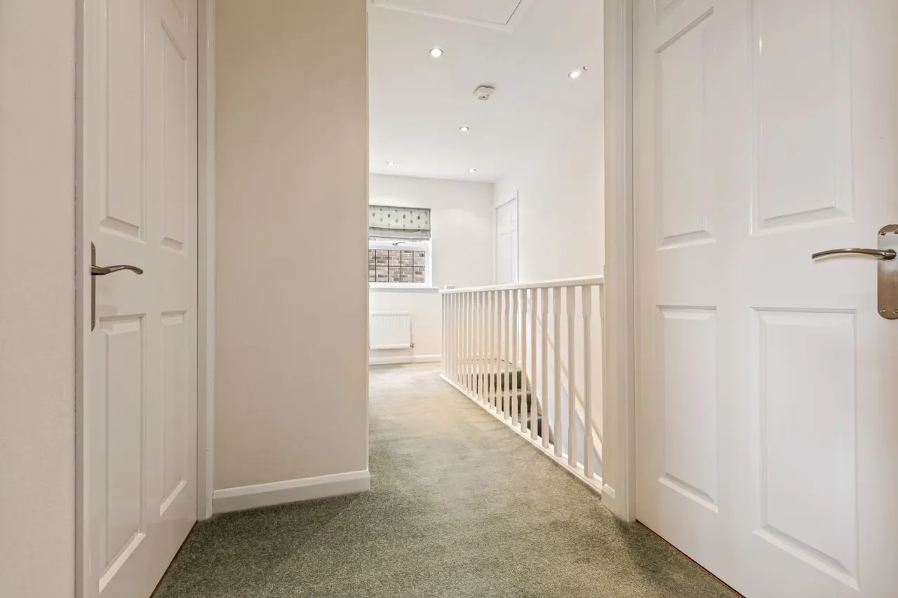 Long Meadow, Wigston, LE18, photo 12