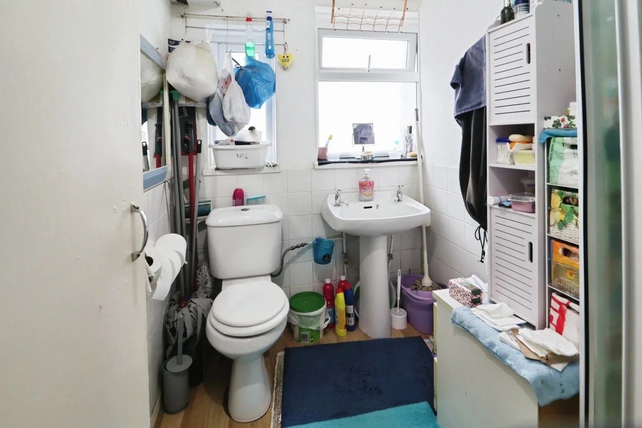 Claude Road, Cardiff, CF24, photo 16