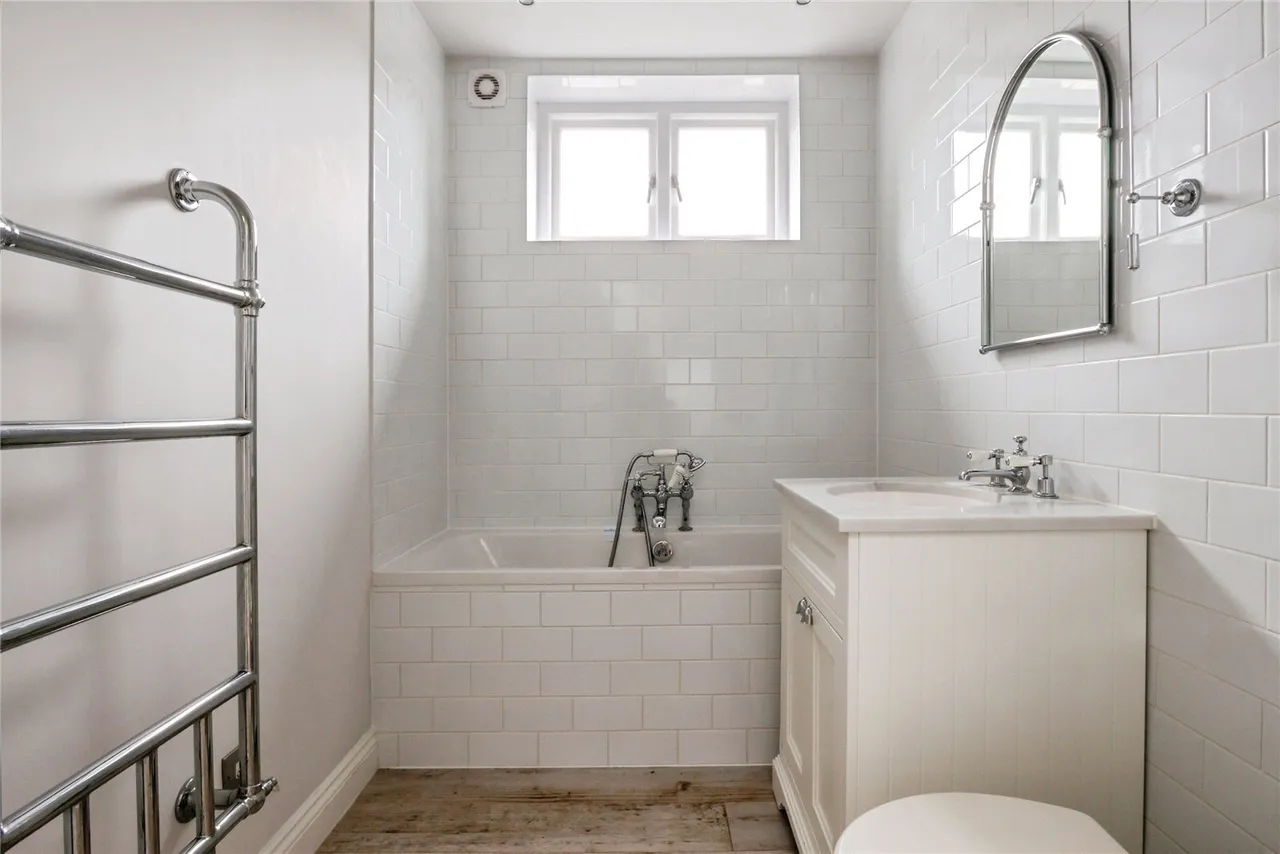 McKinley Road, West Overcliff, BH4, photo 7