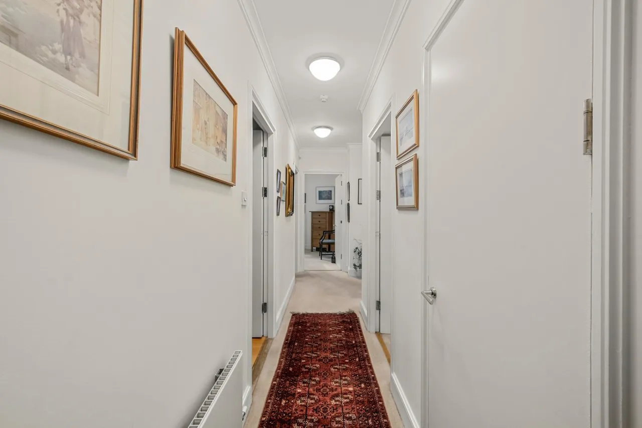 Villiers Street, London, WC2N, photo 14