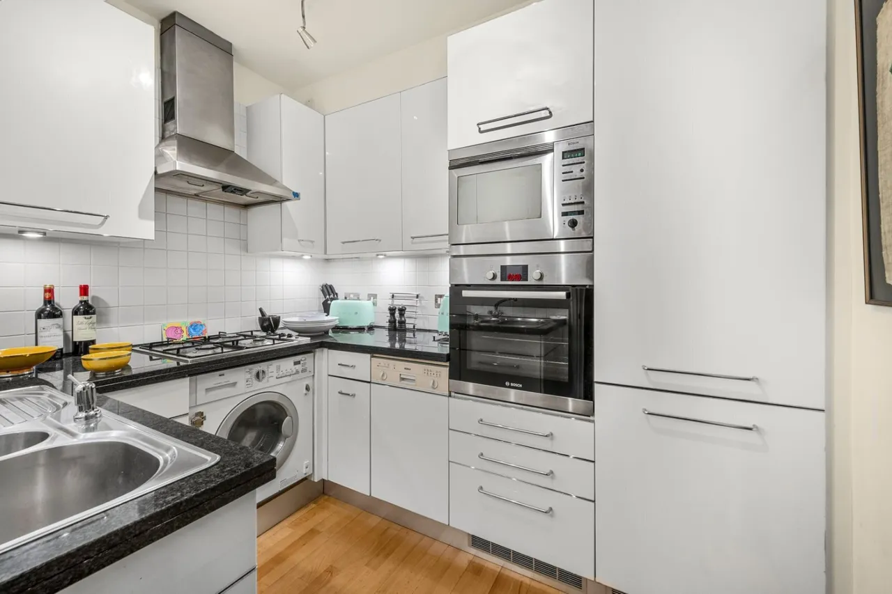 Villiers Street, London, WC2N, photo 5