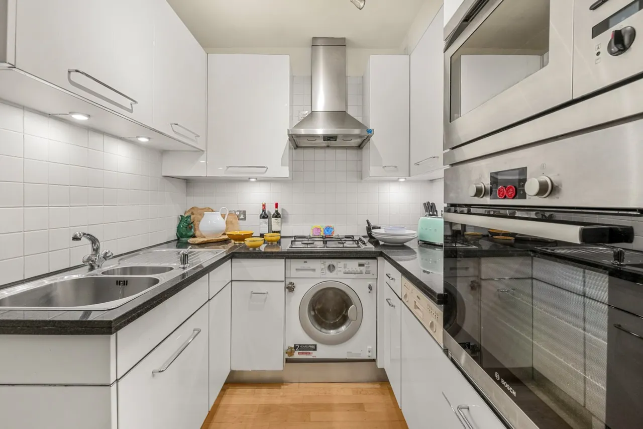 Villiers Street, London, WC2N, photo 9