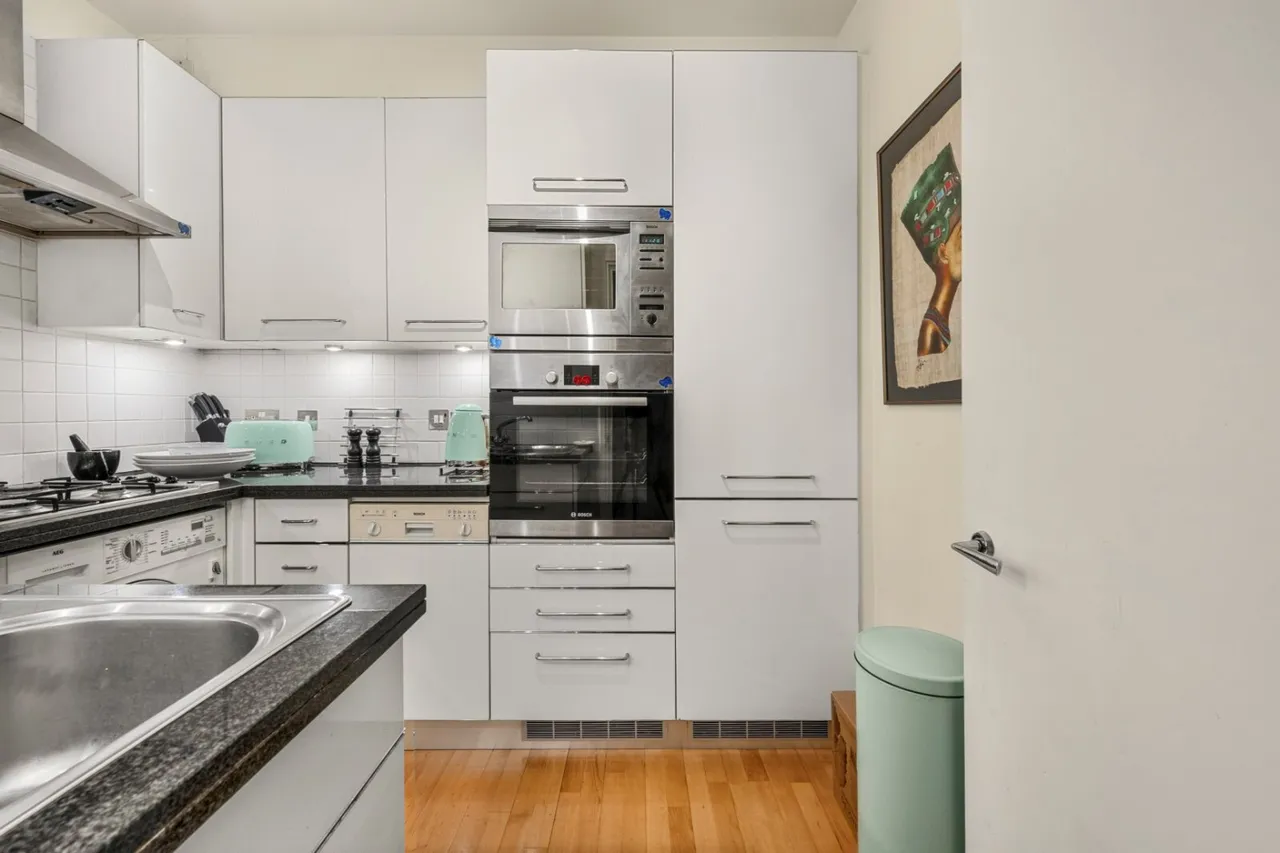 Villiers Street, London, WC2N, photo 10