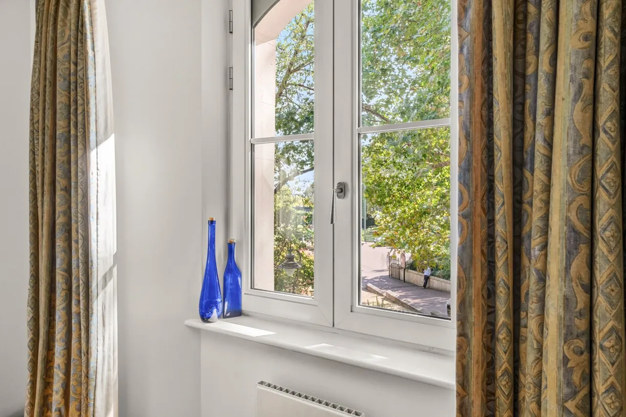 Villiers Street, London, WC2N, photo 12