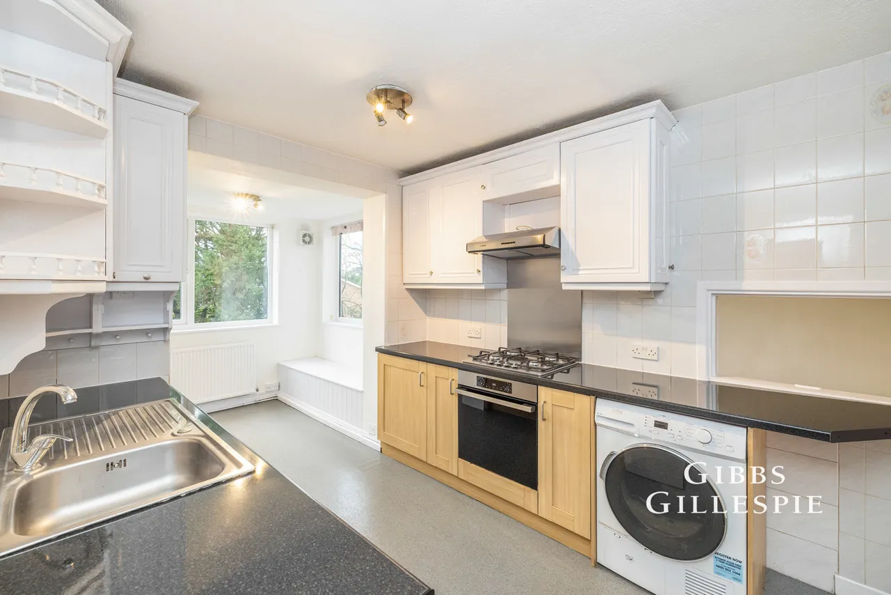 Elgood Avenue, Northwood Fees Apply, HA6, photo 3