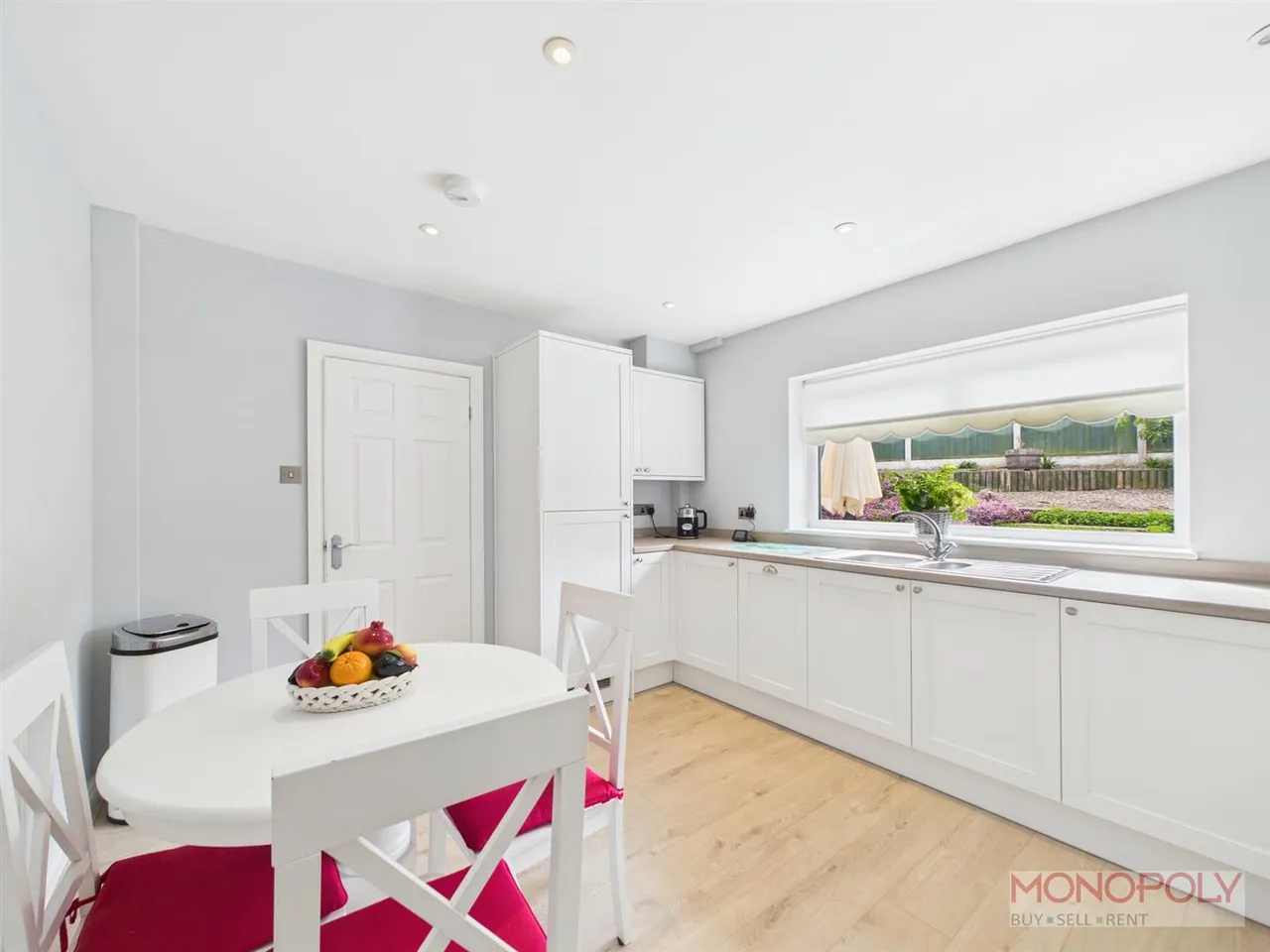 Lyndale Grove, Wrexham, LL12, photo 6