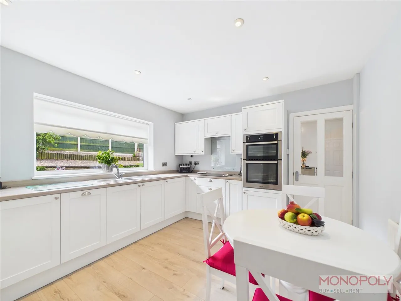 Lyndale Grove, Wrexham, LL12, photo 5