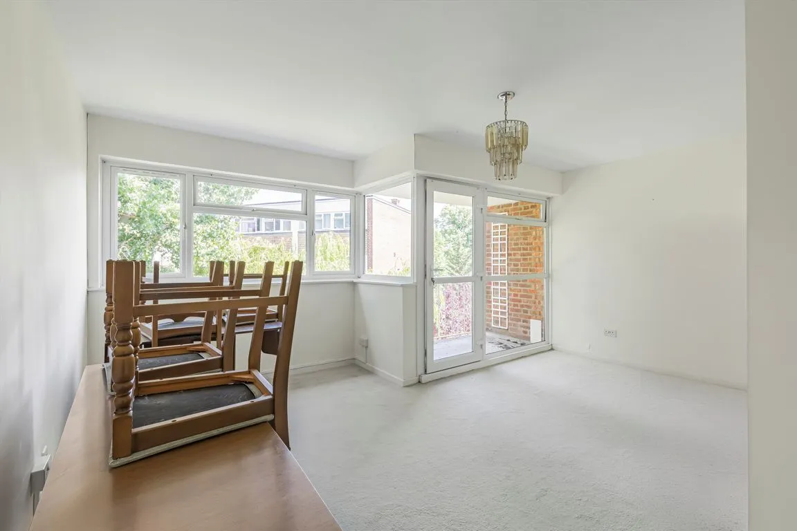 Belgrade Road, TW12, photo 4