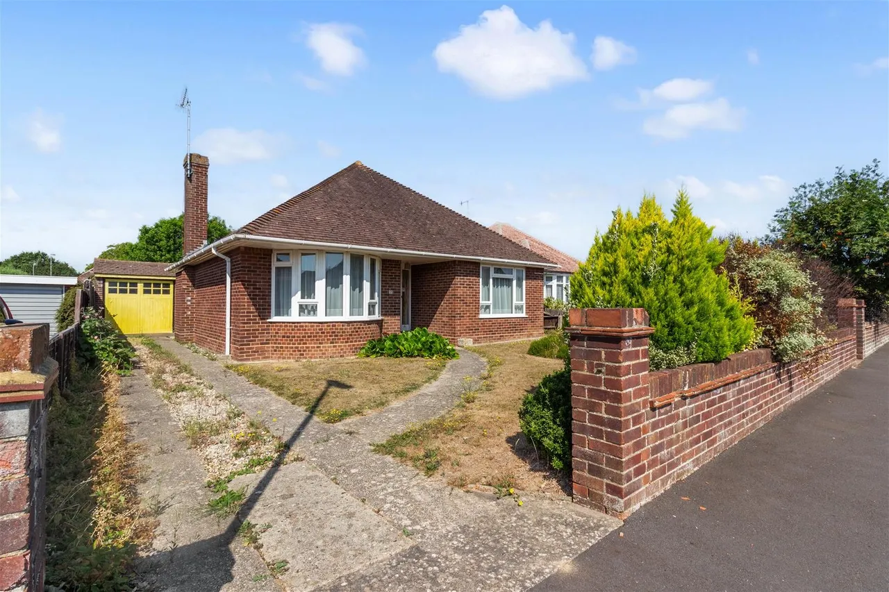 Frobisher Close, Goring-By-Sea, Worthing, photo 14
