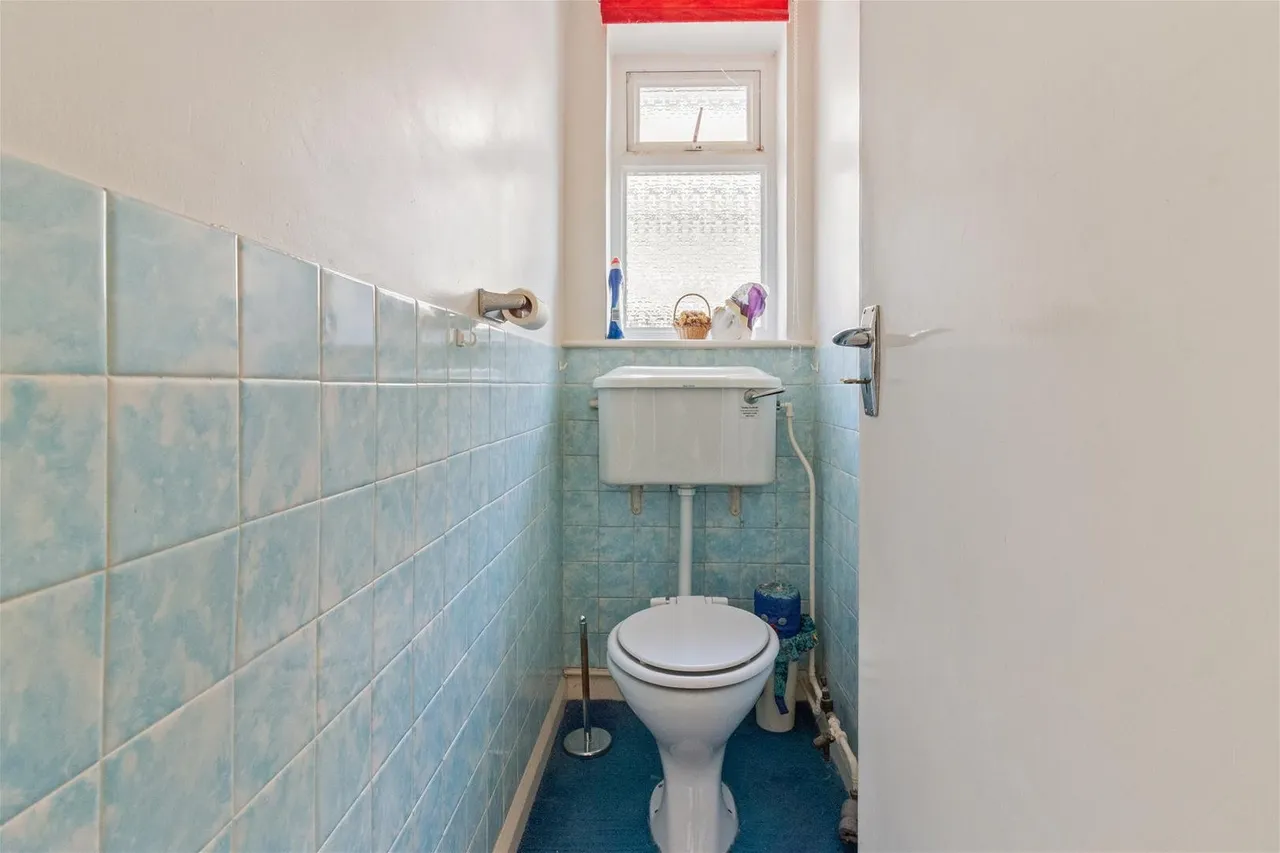 Frobisher Close, Goring-By-Sea, Worthing, photo 11