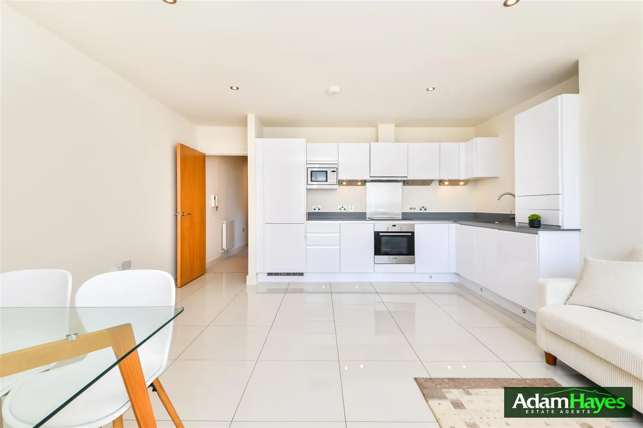 1 bed flat for sale, Lodge Lane, North Finchley, N12