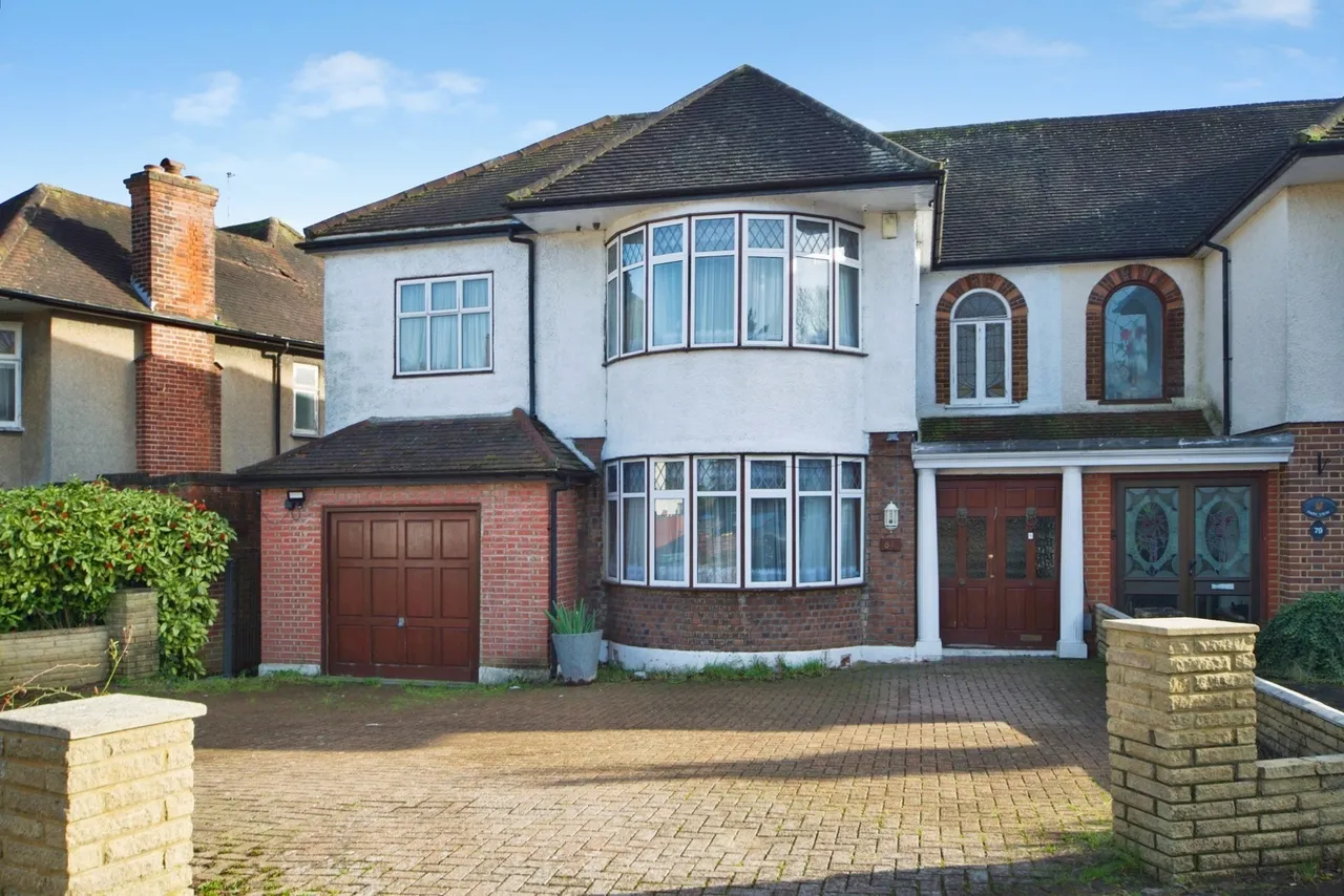 4 bed house for sale — Sheringham Avenue, London, N14