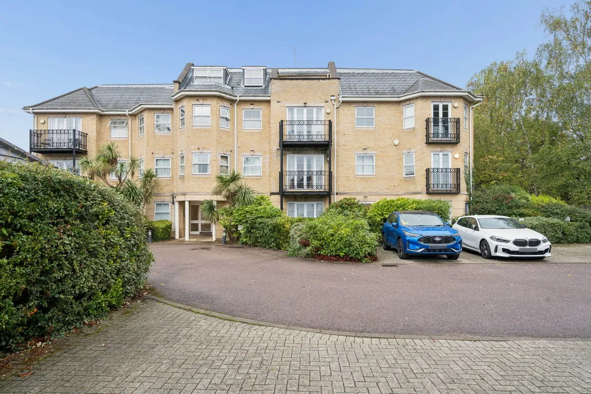 Pinner Road, Northwood, HA6, photo 12