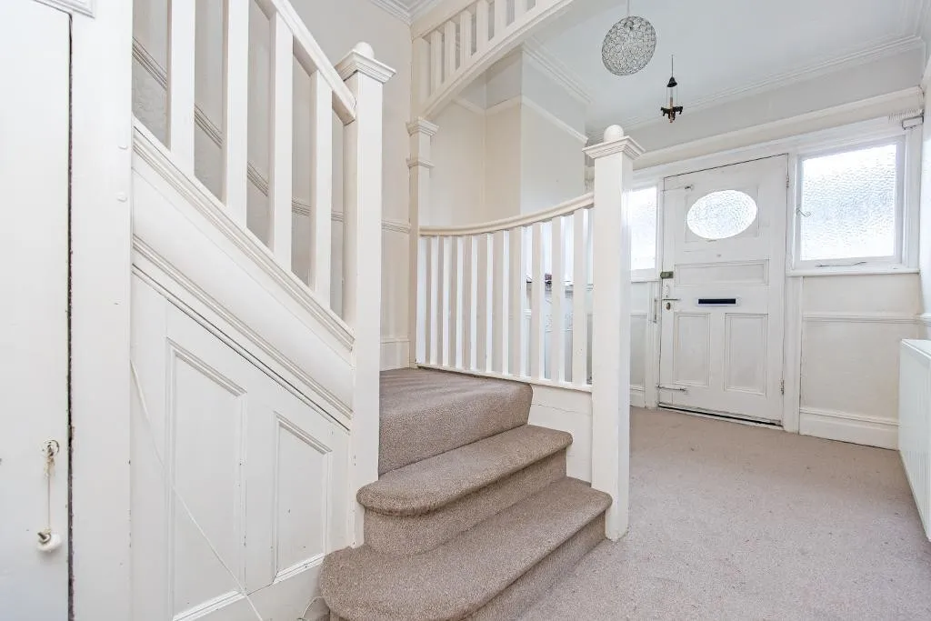 Mayfield Road, Sanderstead, photo 2