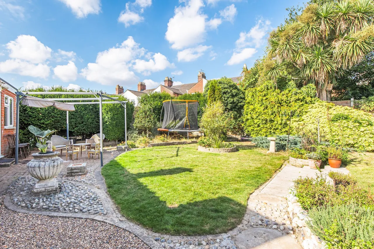Wonderful Detached Property in Norwic, photo 4