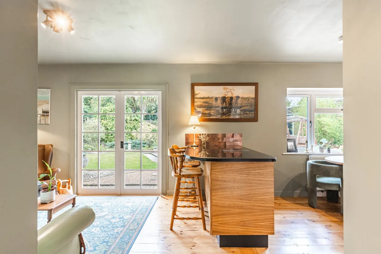 Wonderful Detached Property in Norwic, photo 6