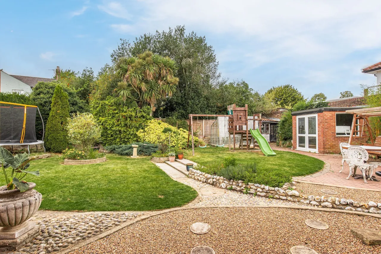 Wonderful Detached Property in Norwic, photo 15