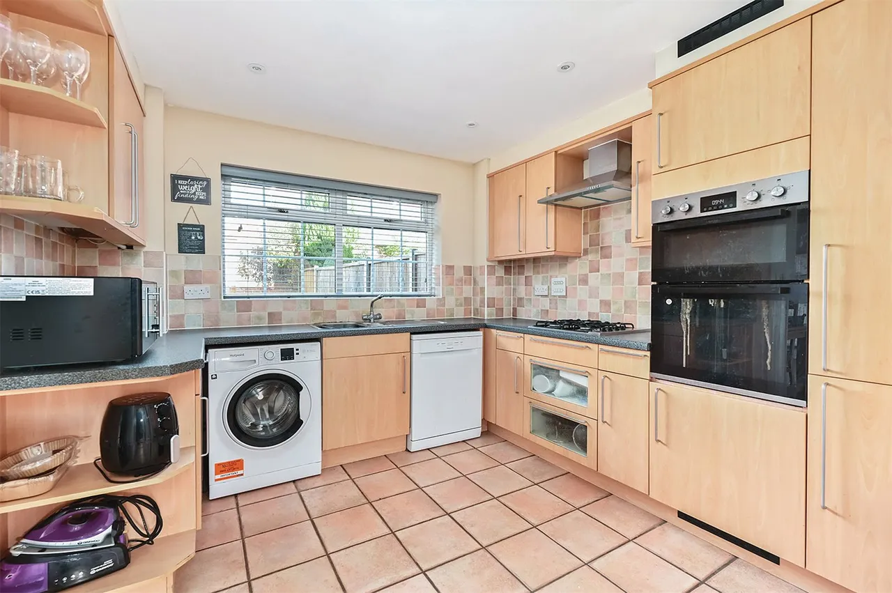 Winchfield Close, Fleet, Hampshire, GU51 1EQ, photo 3