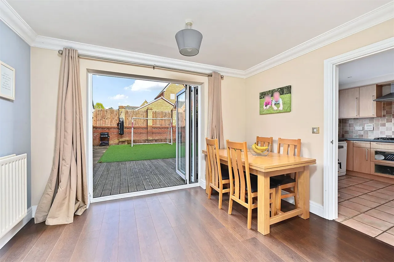 Winchfield Close, Fleet, Hampshire, GU51 1EQ, photo 6
