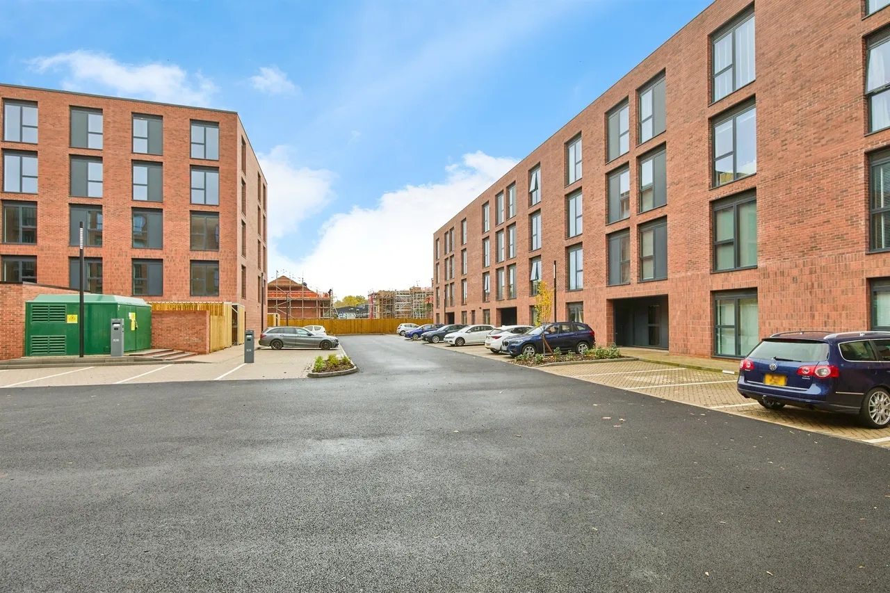 Castleward Boulevard, Derby, DE1, photo 12