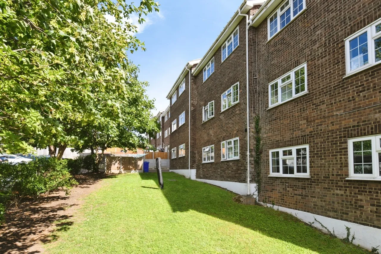 Station Road, Benfleet, Essex, SS7, photo 14