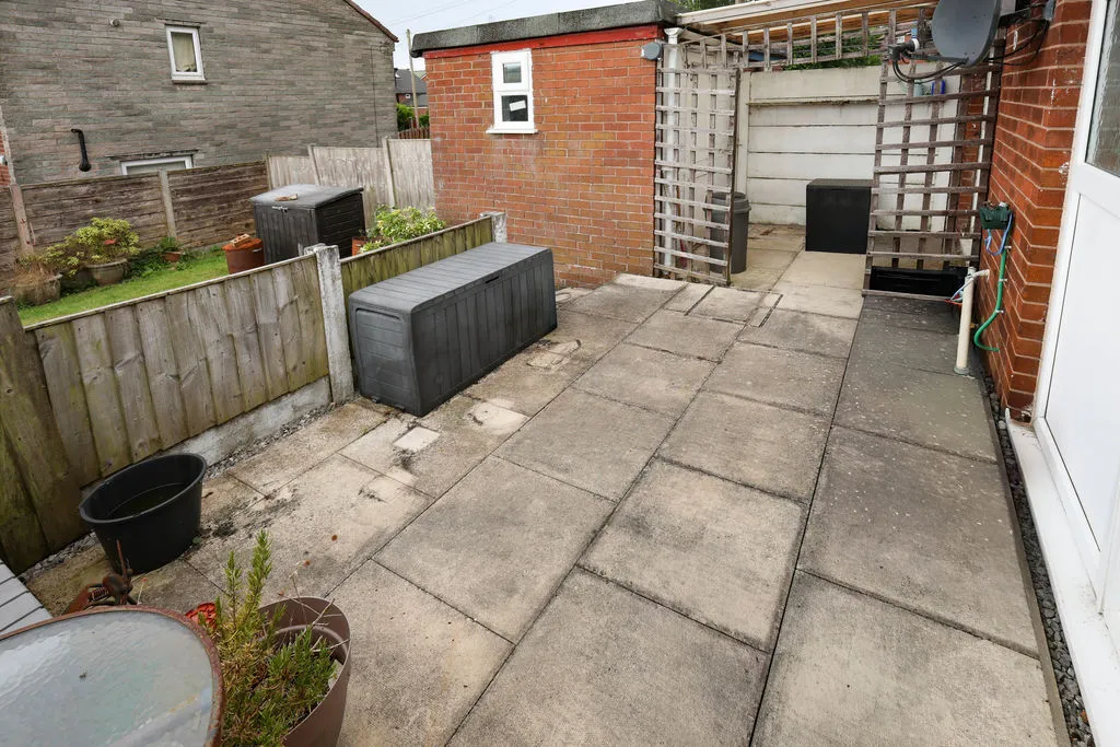 Barnes Meadows, Littleborough OL15 9QD, photo 14