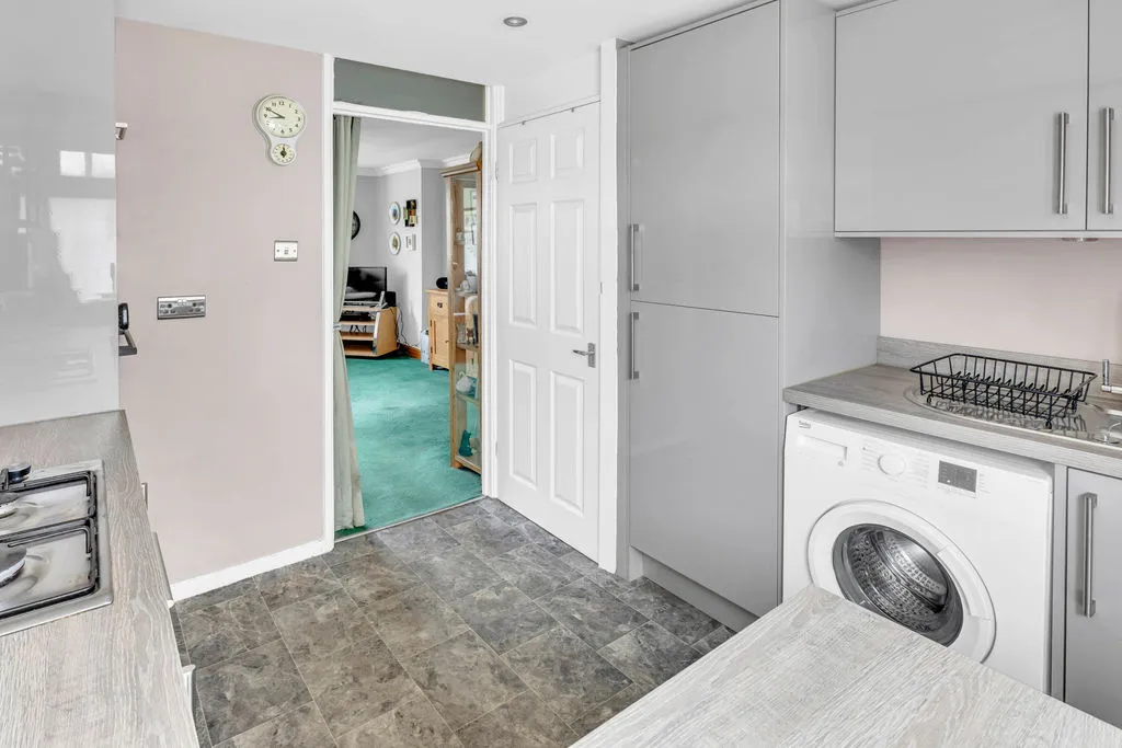 Barnes Meadows, Littleborough OL15 9QD, photo 5